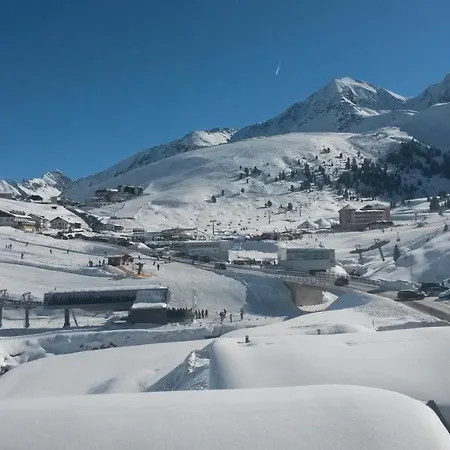 Garni Kristall Hotel 3*