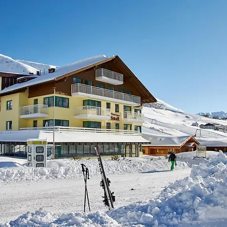 Garni Kristall 퀴타이