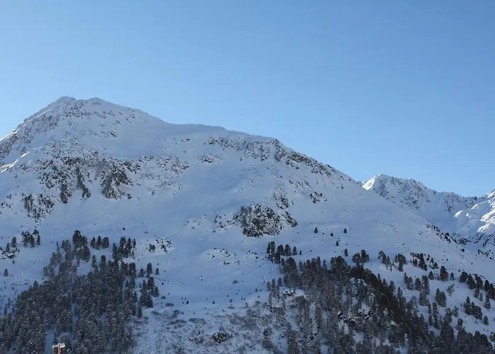 מלון Garni Kristall