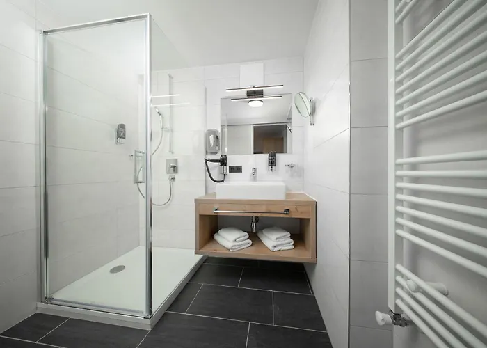 Garni Kristall Hotel