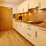 Garni Kristall 3*
