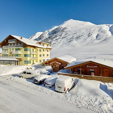 Garni Kristall 퀴타이