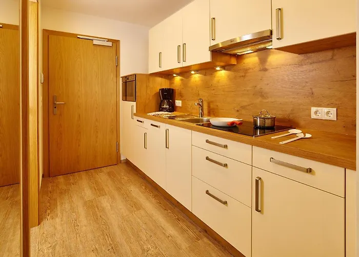 Garni Kristall 3*